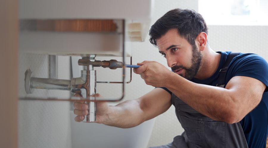 Professional sink repair services in Hamilton, IL